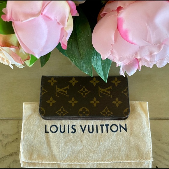 Louis Vuitton Accessories - 💯 AUTH LV // MAKE OFFER 🔥🔥🔥